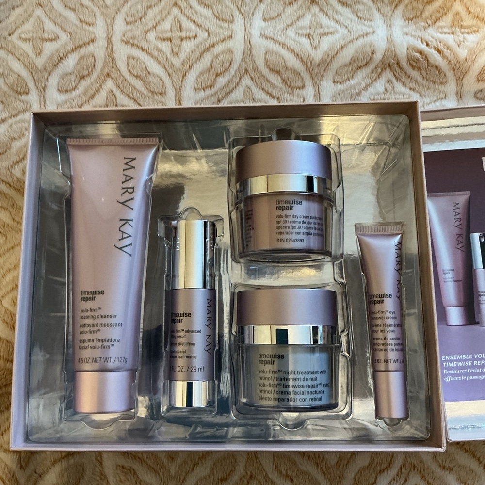 Mary Kay TimeWise Repair Volu-Firm Skincare Set – NEW in Box